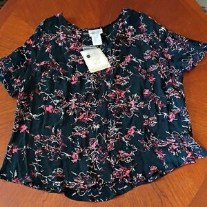 (1063) Kathy Lee Women's Top - Size: 18W/20W